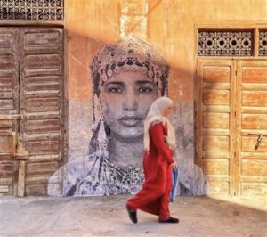 Femme amazighe libre dans une démocratie égalitaire