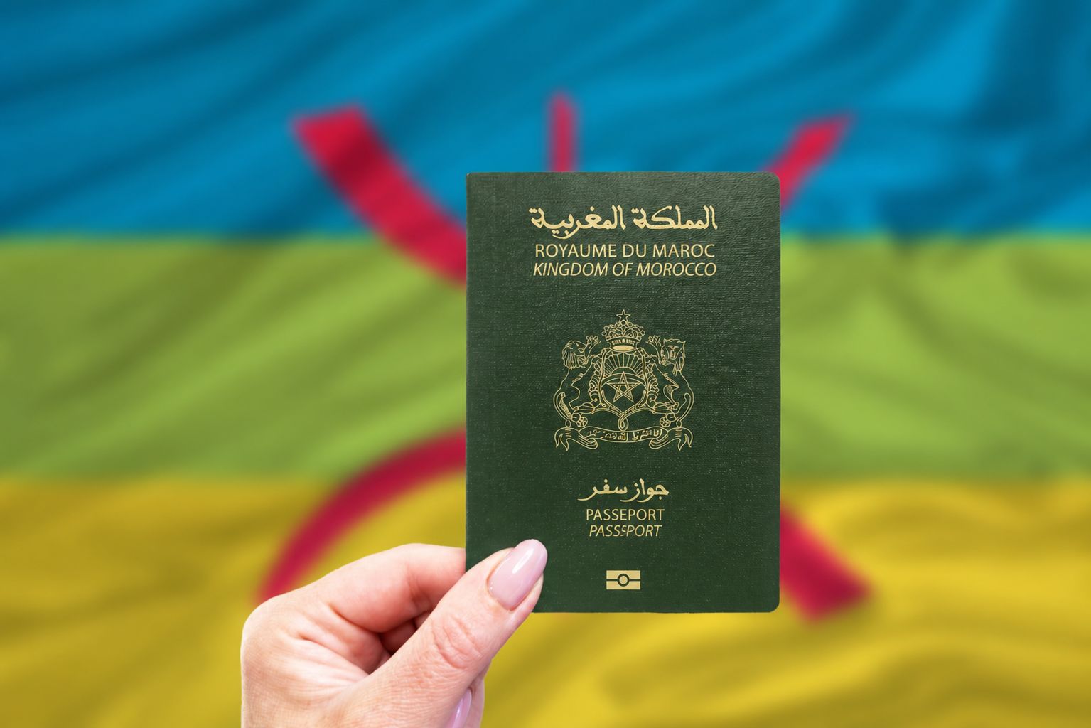Après le passeport, des voix réclament l&rsquo;intégration de l&rsquo;amazighe sur la carte d&rsquo;identité et les billets de banque